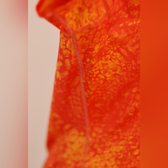 Orange under armour workout shirt - Picture 4 of 7